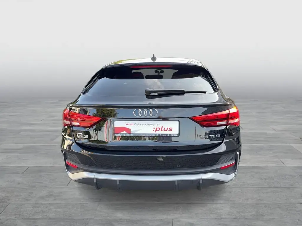 Gebraucht Audi Q3 Sportback S-Line 150 PS (110 kW) 2025 Mythosschwarz metallic SUV