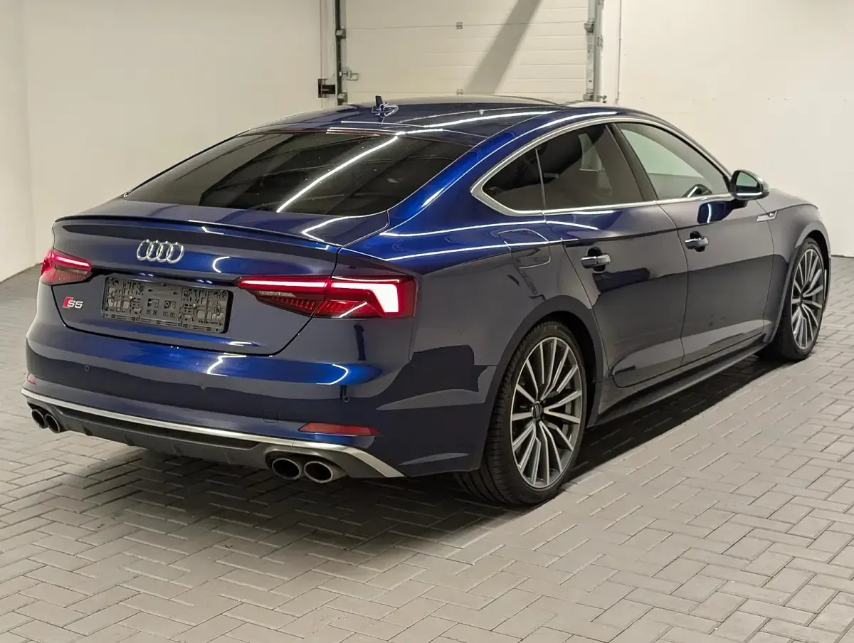 Gebraucht Audi S5 Sportback Sport 354 PS (260 kW) 2018 Navarrablaumet. Kleinwagen