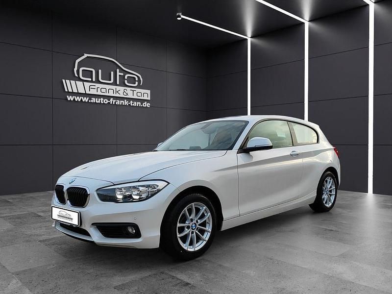 Weiß Gebraucht 2015 BMW 118 Advantage Kleinwagen | 15.990 € (Etwas zu teuer) - Bild 1/4