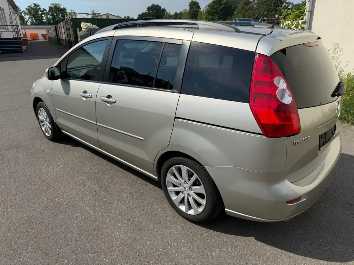 Gebraucht Mazda 5 115 PS (84 kW) 2007 Silber Van / Kleinbus
