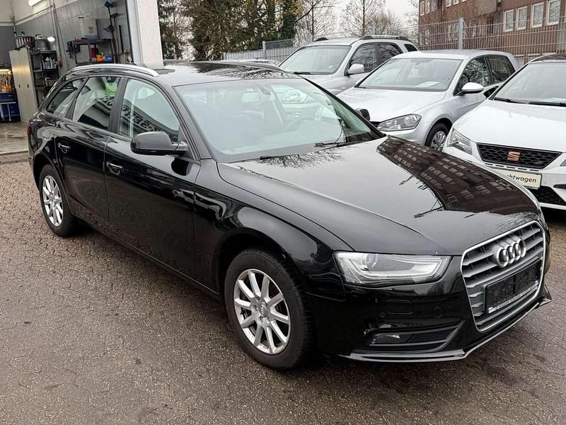 Gebraucht Audi A4 Attraction 150 PS (110 kW) 2015 Schwarz Kombi