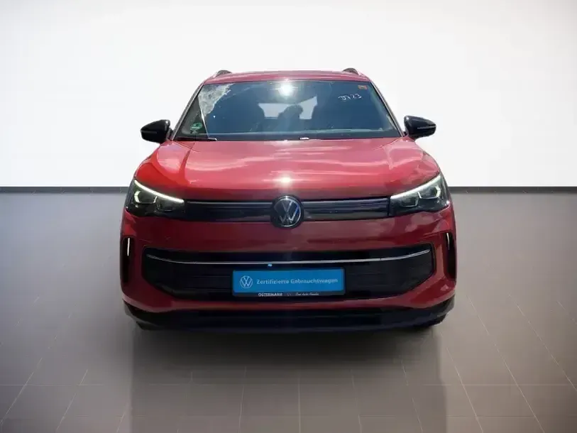 Second-hand VW Tiguan Goal 150 CP (110 kW) 2025 Roșu SUV