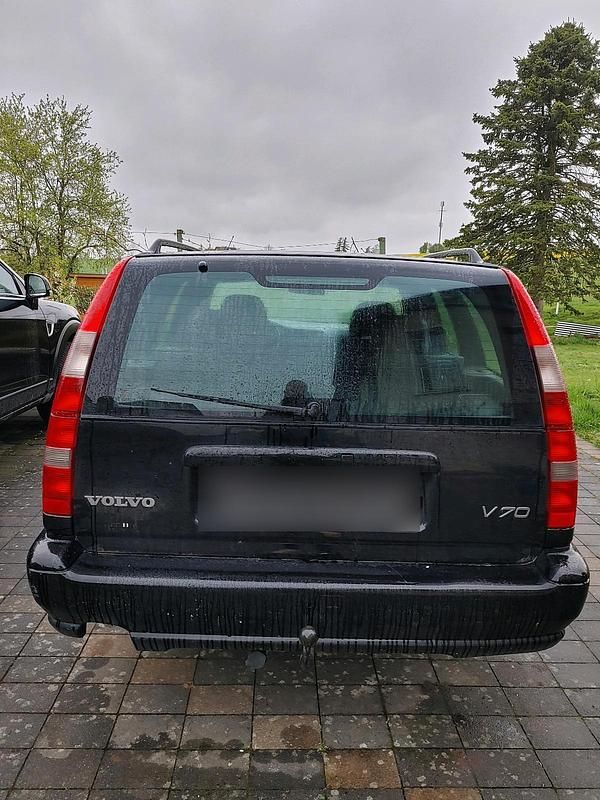 Gebraucht Volvo V70 145 PS (106 kW) 1998 Schwarz Kombi
