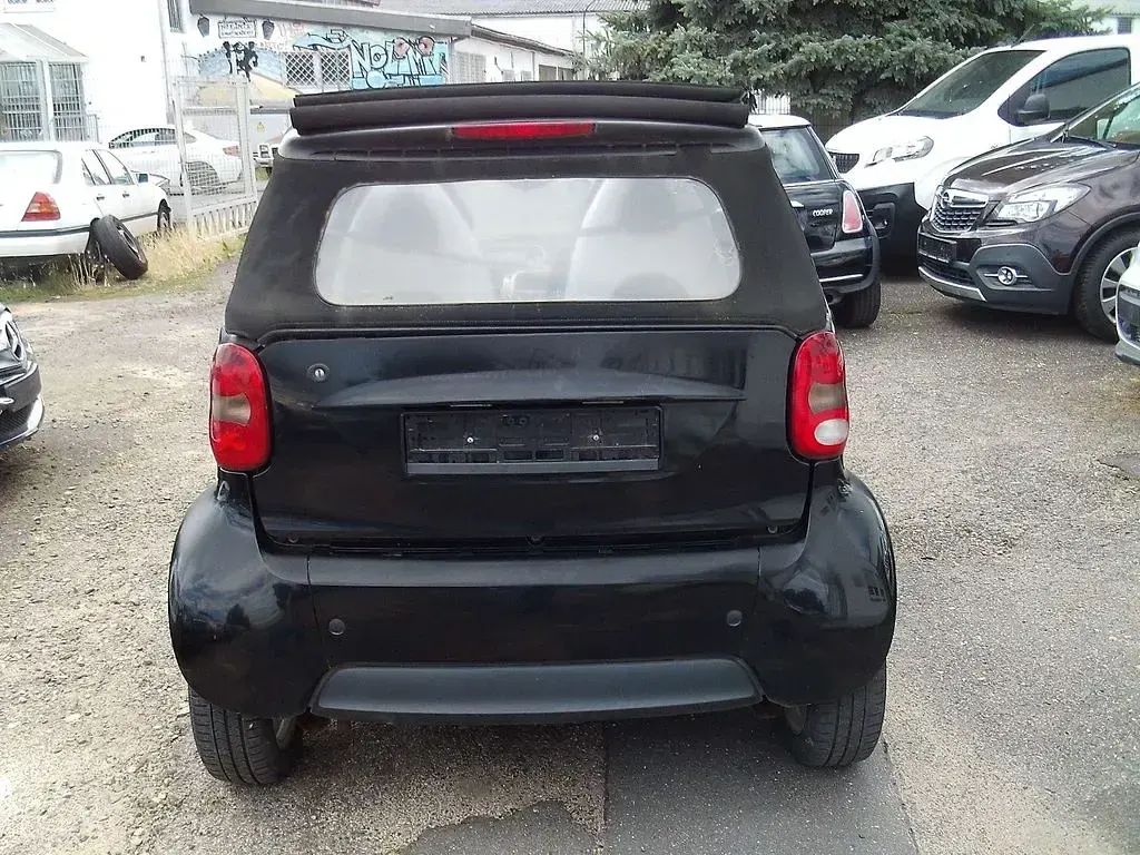 Gebraucht Smart ForTwo Cabrio Pulse 61 PS (44 kW) 2002 Schwarz Cabrio