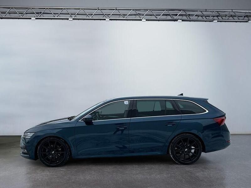 Gebraucht Skoda Octavia Style 110 PS (80 kW) 2021 Lavablau Kombi