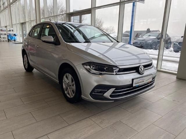 Gebraucht VW Polo Style 95 PS (69 kW) 2022 Silber Kleinwagen