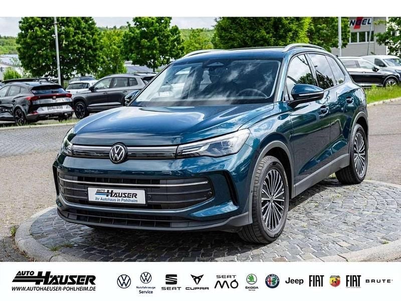Blau Gebraucht 2024 VW Tiguan Life SUV | 33.985 € (Fairer Preis) - Bild 1/4
