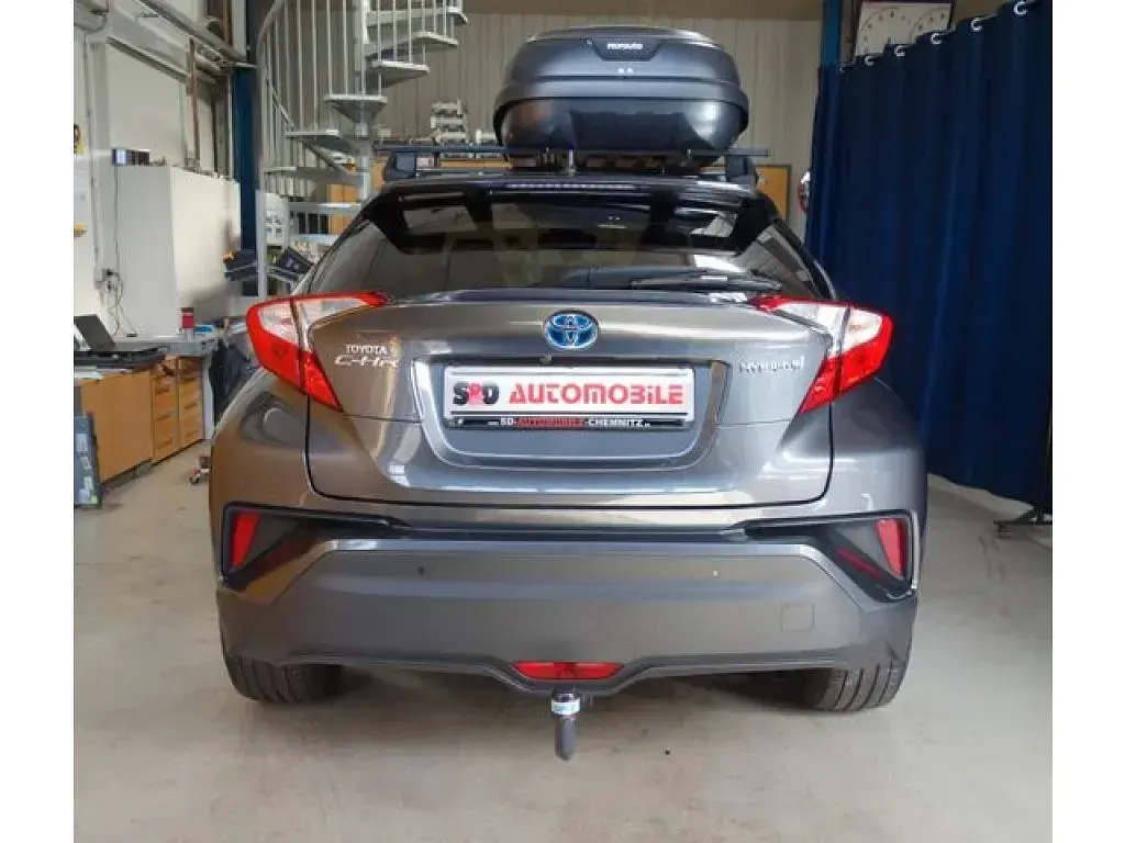 Gebraucht Toyota C-HR Team 98 PS (72 kW) 2018 Grey metallic SUV