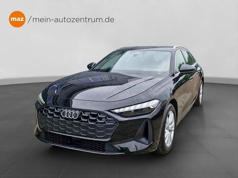 Gebraucht Audi A5 Ambiente 204 PS (150 kW) 2024 Mythosschwarz metallic Coupé