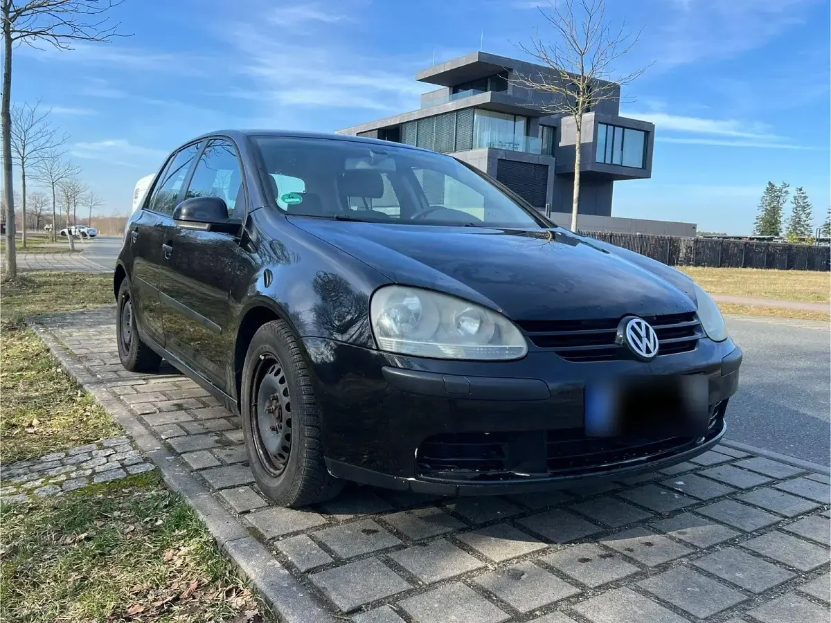 Gebraucht VW Golf IV Comfortline 140 PS (102 kW) 2003 Schwarz Limousine