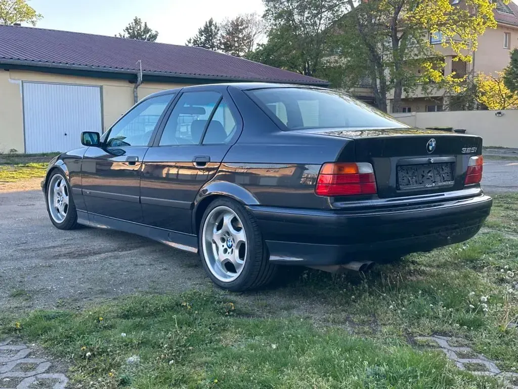 Gebraucht BMW 325 Performance 192 PS (141 kW) 1991 Schwarz Limousine