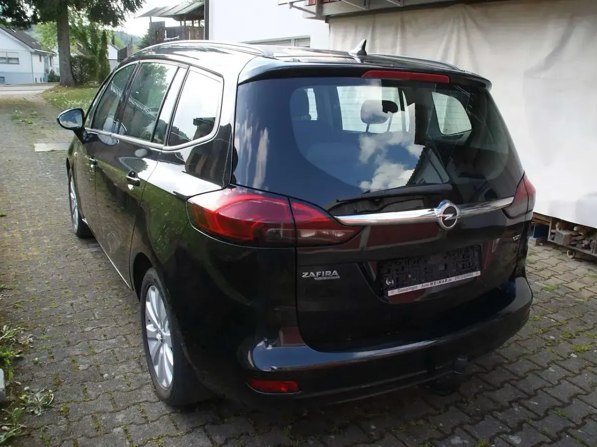 Gebraucht Opel Zafira Tourer Active 131 PS (96 kW) 2015 Schwarz Van / Kleinbus