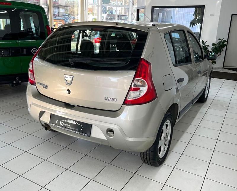 Gebraucht Dacia Sandero Ambiance 75 PS (55 kW) 2009 Grau Limousine