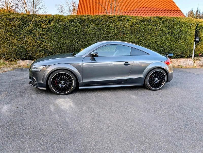 Używany Audi TT S-Line 160 KM (117 kW) 2012 Szary Coupe