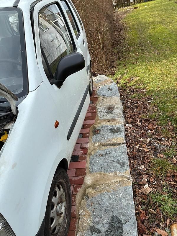 Gebraucht Opel Agila 58 PS (42 kW) 2002 Weiß Van / Kleinbus