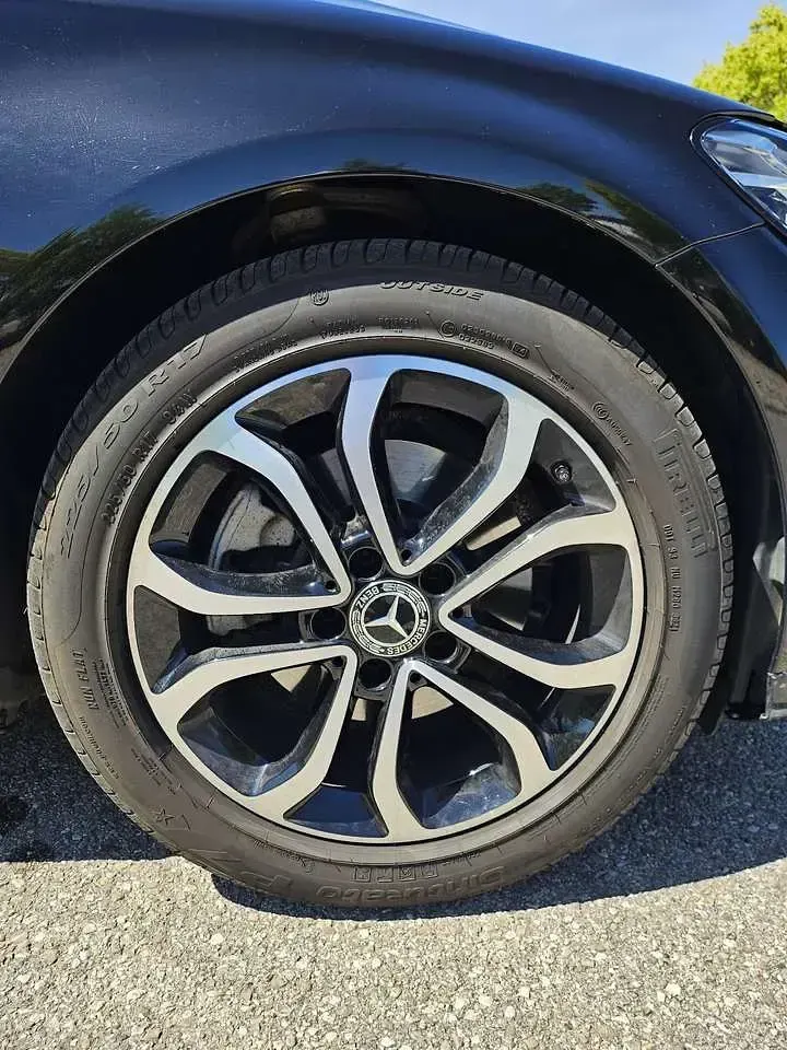 Gebraucht Mercedes C220 Exclusive 194 PS (142 kW) 2020 Schwarz Kombi