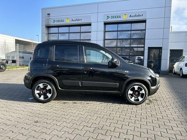 Gebraucht Fiat Panda Cross Cross 69 PS (50 kW) 2024 Cinema schwarz Kleinwagen