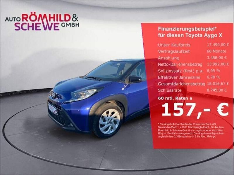 Gebraucht Toyota Aygo X Pulse 72 PS (52 kW) 2022 Juniper blue (8y8)/ black mica (209) (blau) SUV