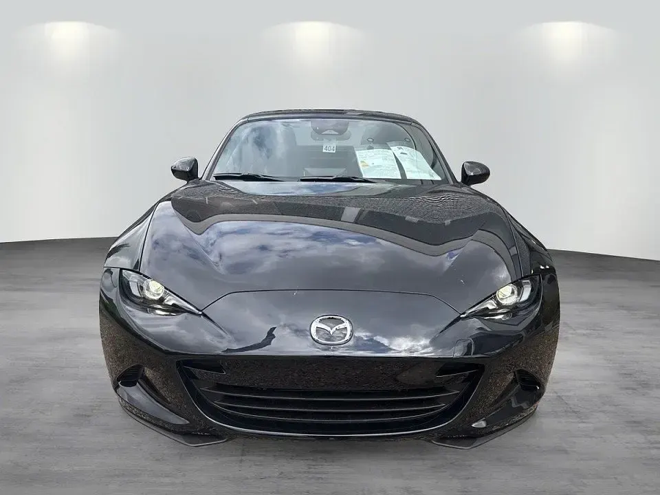Neu Mazda MX5 132 PS (97 kW) 2026 Jet black Cabrio
