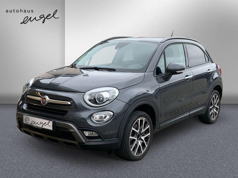 Grau Gebraucht 2018 Fiat 500X Cross SUV | 17.979 € - Bild 1/3