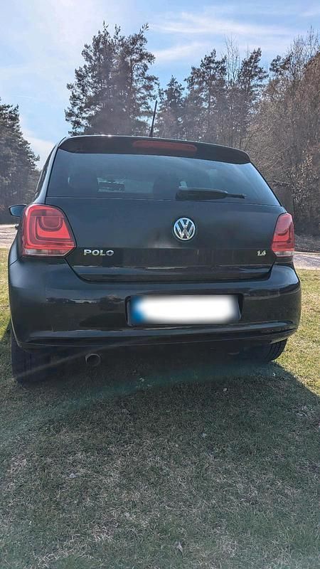 Gebraucht VW Polo Team 86 PS (63 kW) 2010 Schwarz Kleinwagen