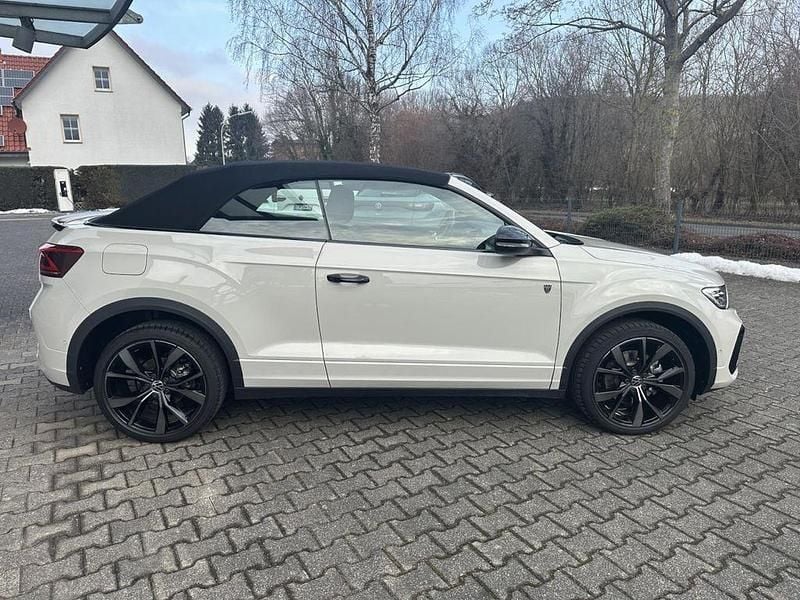 Gebraucht VW T-Roc Cabriolet Karmann 150 PS (110 kW) 2025 Grau Cabrio