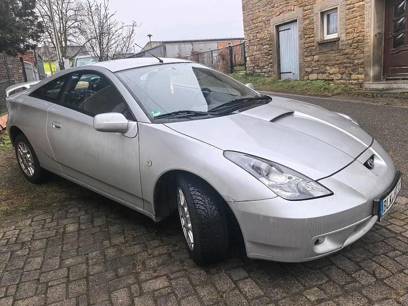 Gebraucht Toyota Celica 143 PS (105 kW) 1999 Silber Coupé