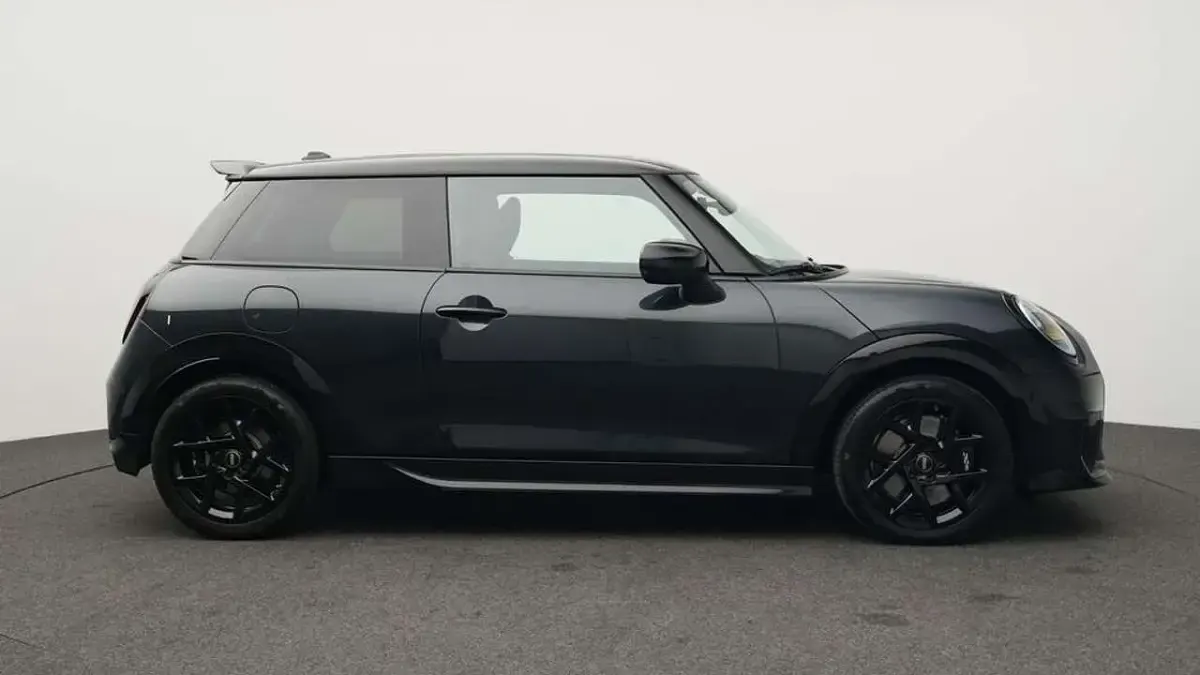 Gebraucht Mini John Cooper Works 156 PS (114 kW) 2025 Grau Kleinwagen