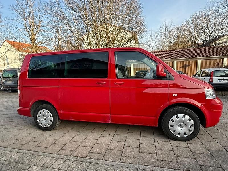 Gebraucht VW T5 174 PS (127 kW) 2009 Rot Van