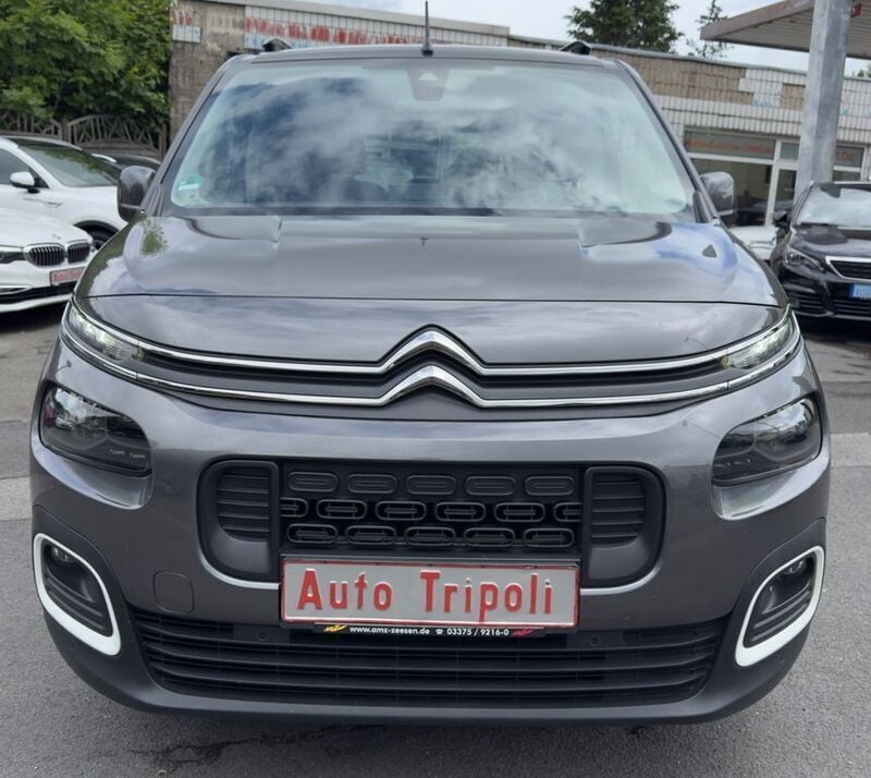 Grau Gebraucht 2020 Citroën Berlingo Shine Van / Kleinbus | 17.990 € (Fairer Preis) - Bild 1/4