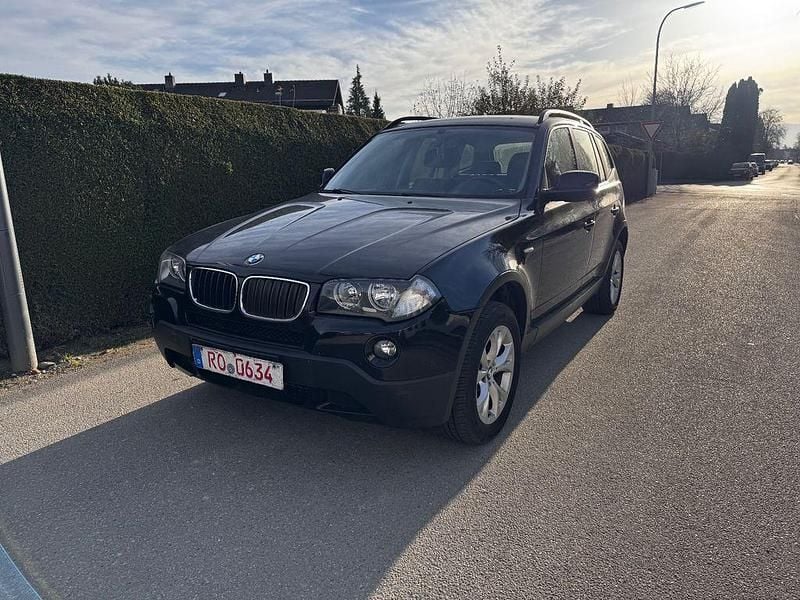 Schwarz Gebraucht 2010 BMW X3 Efficient Dynamics SUV | 4.499 € (Guter Preis) - Bild 1/4