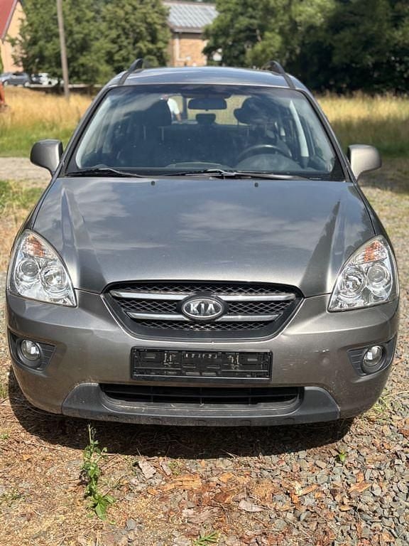 Silber Gebraucht 2009 Kia Carens Van / Kleinbus | 1.250 € (Superpreis) - Bild 1/4