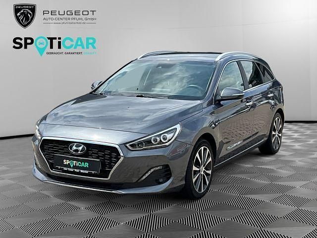 Gebraucht Hyundai i30 Style 140 PS (102 kW) 2019 Grau Kombi
