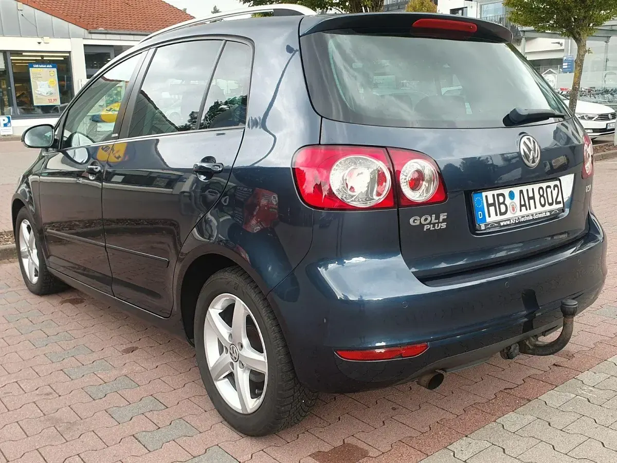 Gebraucht VW Golf Plus Style 105 PS (77 kW) 2011 Blau Van / Kleinbus
