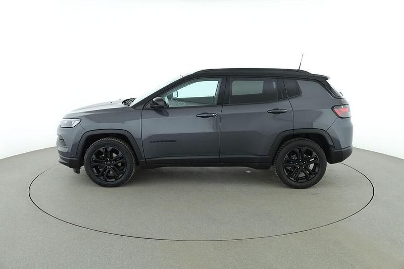 Gebraucht Jeep Compass Limited 60 PS (44 kW) 2022 Grau SUV