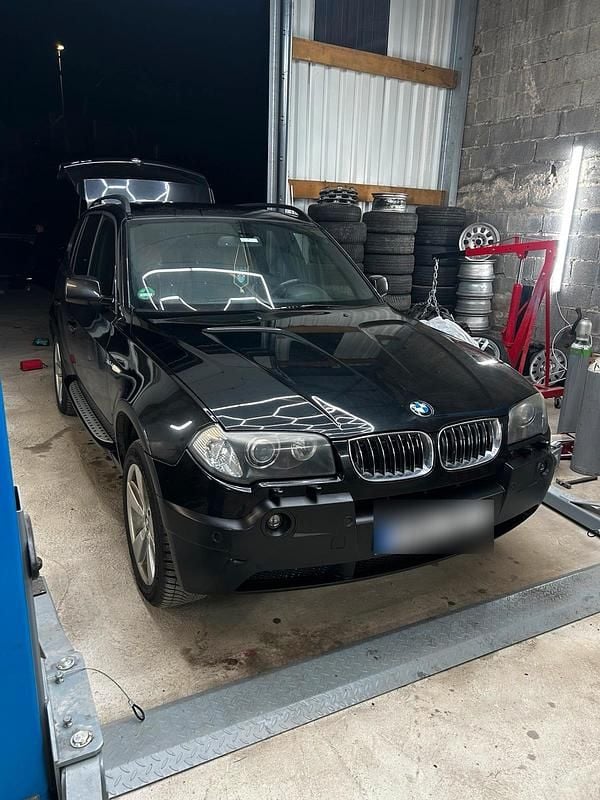 Gebraucht BMW X3 Basis 218 PS (160 kW) 2005 Schwarz SUV