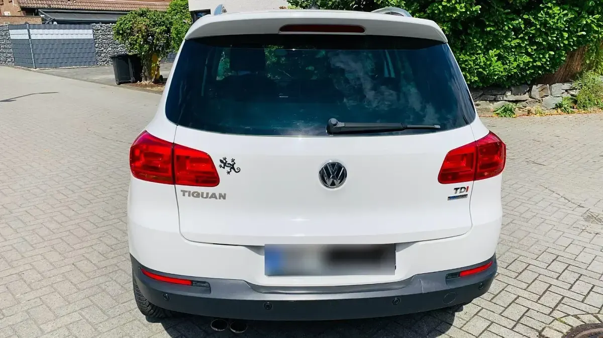 Gebraucht VW Tiguan Sportline 110 PS (80 kW) 2013 Weiß SUV