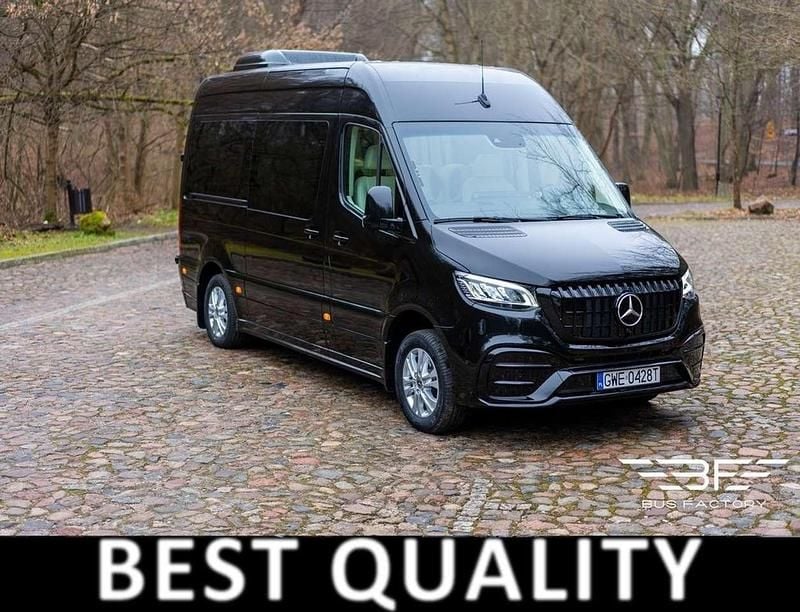 Schwarz Gebraucht 2023 Mercedes Sprinter Van | 102.000 € - Bild 1/4