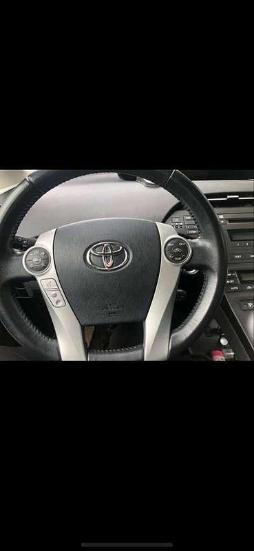 Gebraucht Toyota Prius Life 99 PS (72 kW) 2009 Weiß Kleinwagen