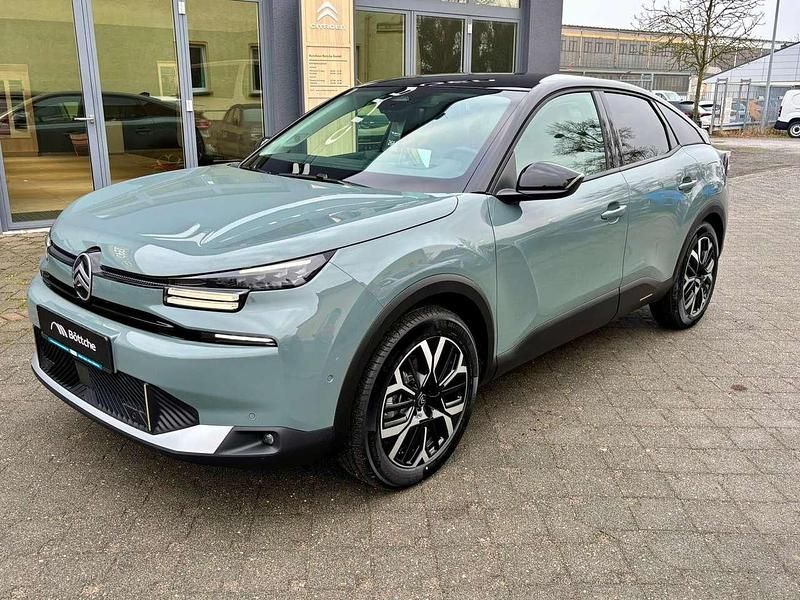 Neu Citroën e-C4 114 kW (156 PS) 2025 Manhattan green Limousine