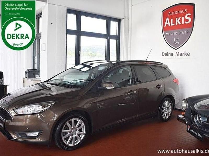 Braun Gebraucht 2016 Ford Focus Business Edition Kombi | 9.950 € (Etwas zu teuer) - Bild 1/2