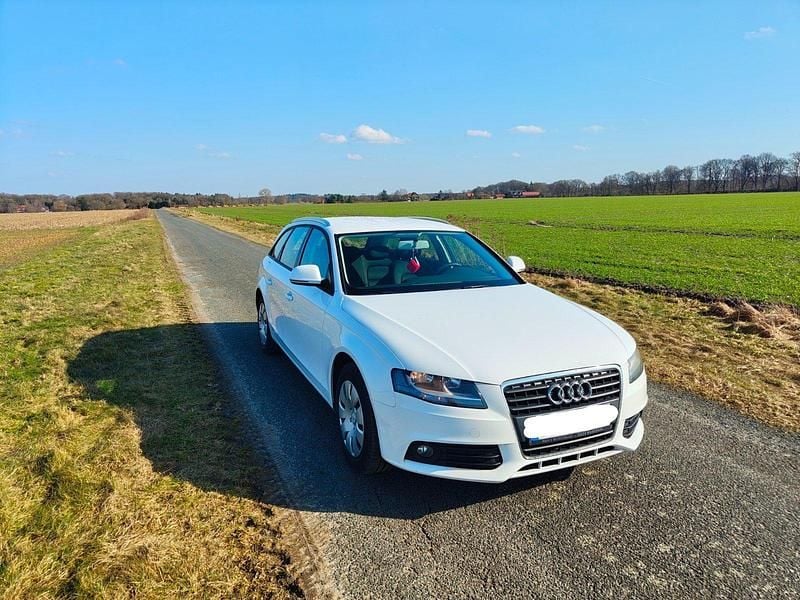 Gebraucht Audi A4 120 PS (88 kW) 2009 Weiß Kombi