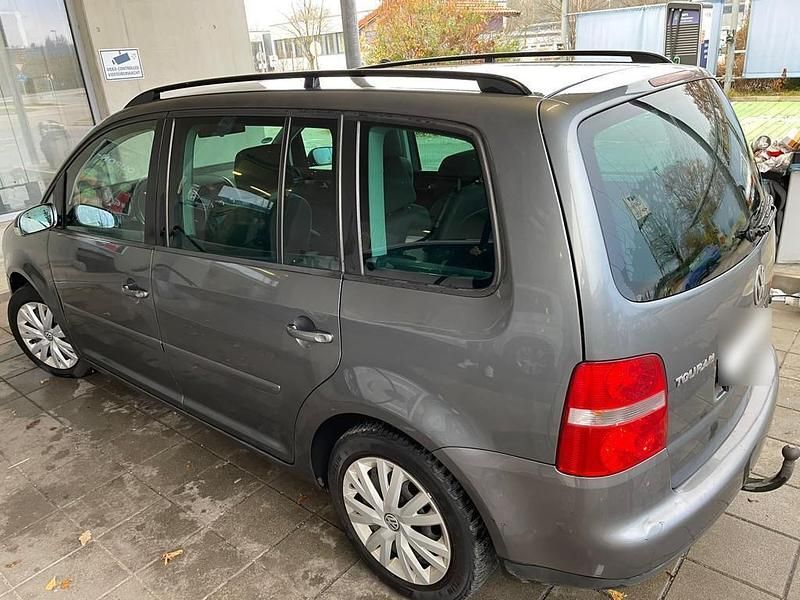 Gebraucht VW Touran 101 PS (74 kW) 2004 Grau Van / Kleinbus