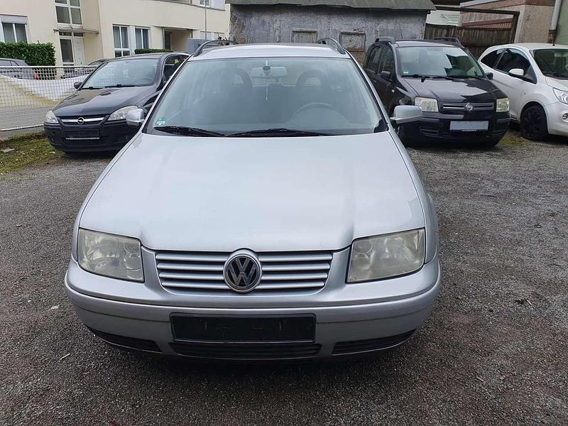 Gebraucht VW Bora Highline 101 PS (74 kW) 2000 Silber Kombi