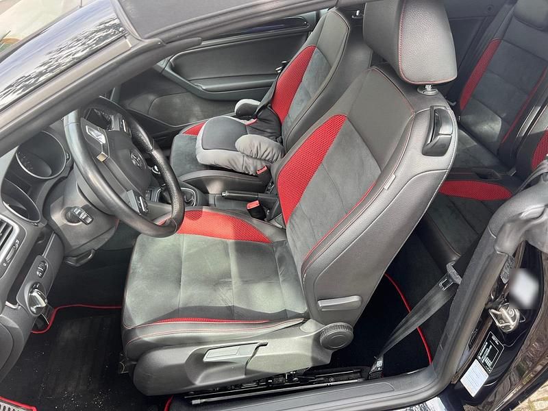 Gebraucht VW Golf Cabriolet 105 PS (77 kW) 2013 Schwarz Cabrio