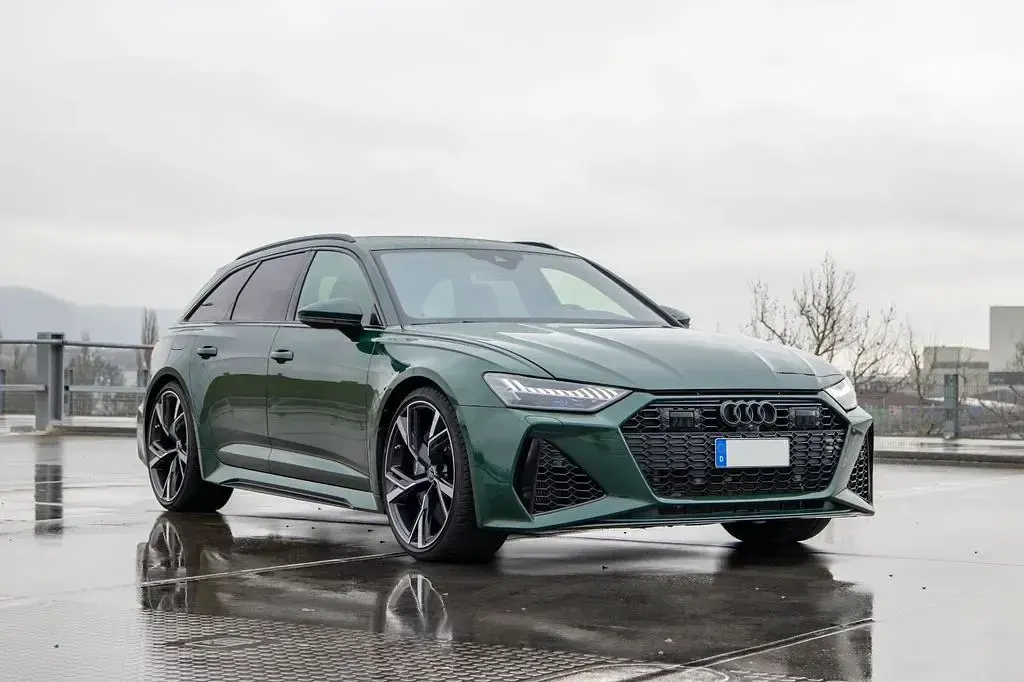 Gebraucht Audi RS6 Sport 600 PS (441 kW) 2024 Grün Kombi