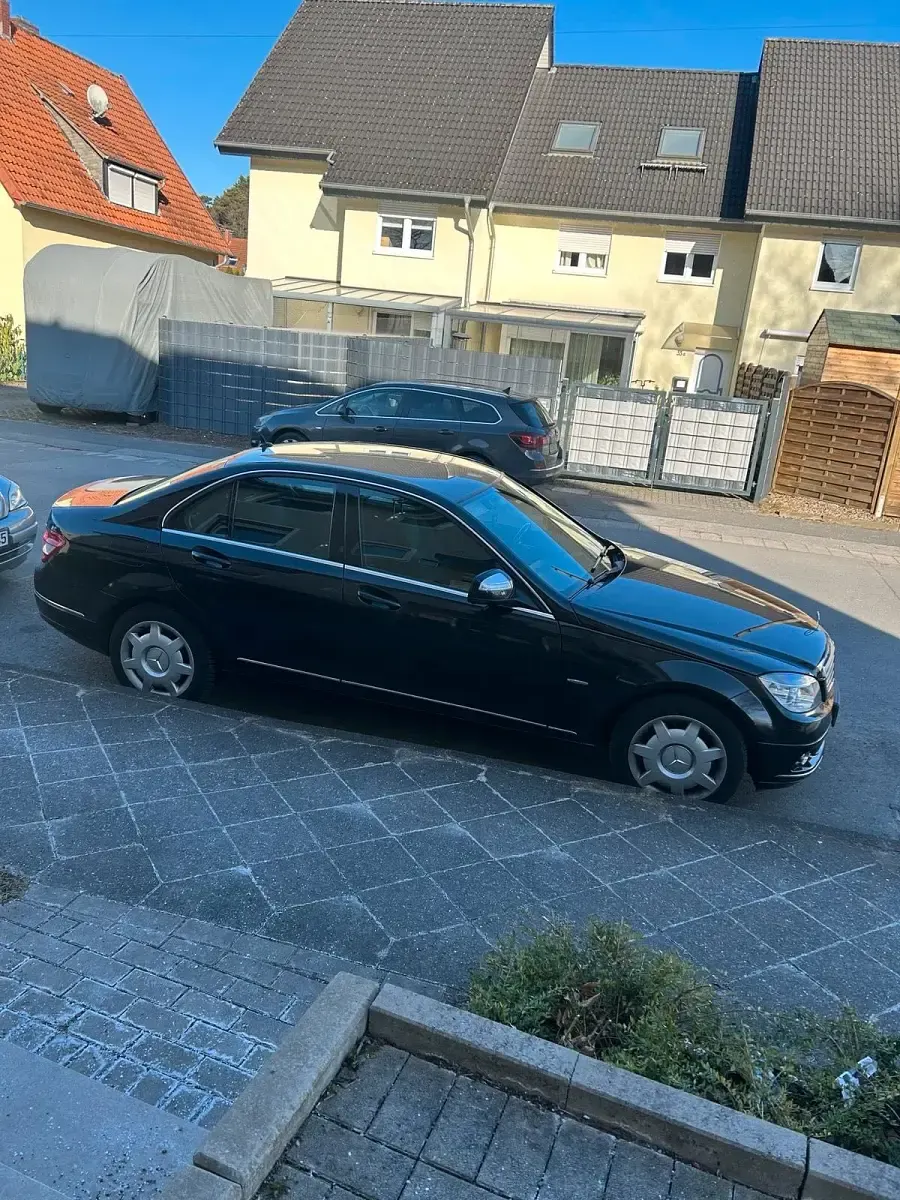 Gebraucht Mercedes 220 170 PS (125 kW) 2007 Schwarz Limousine
