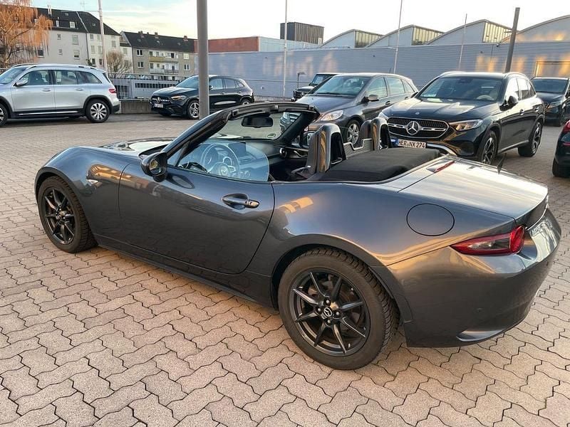 Gebraucht Mazda MX5 132 PS (97 kW) 2018 Grau Cabrio