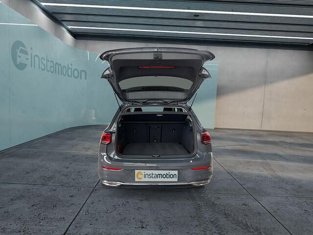 Gebraucht VW Golf VIII Move 150 PS (110 kW) 2024 Grau Limousine