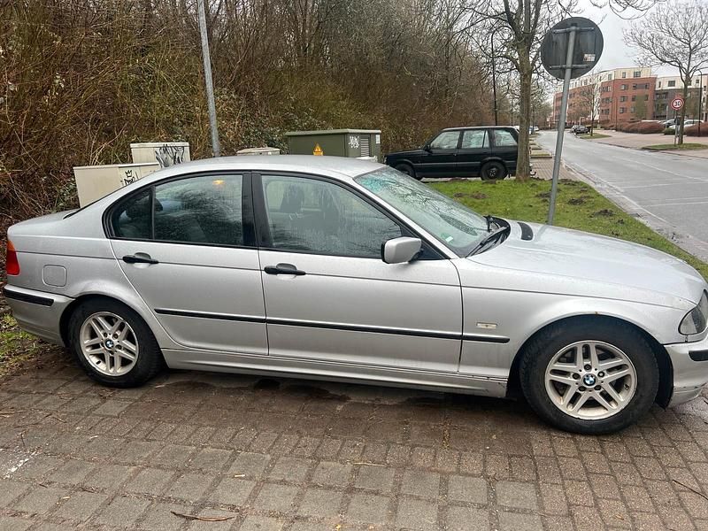 Gebraucht BMW 320 1999 Grau Limousine